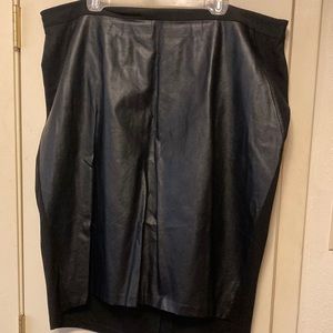 Faux leather front black straight fit skirt
